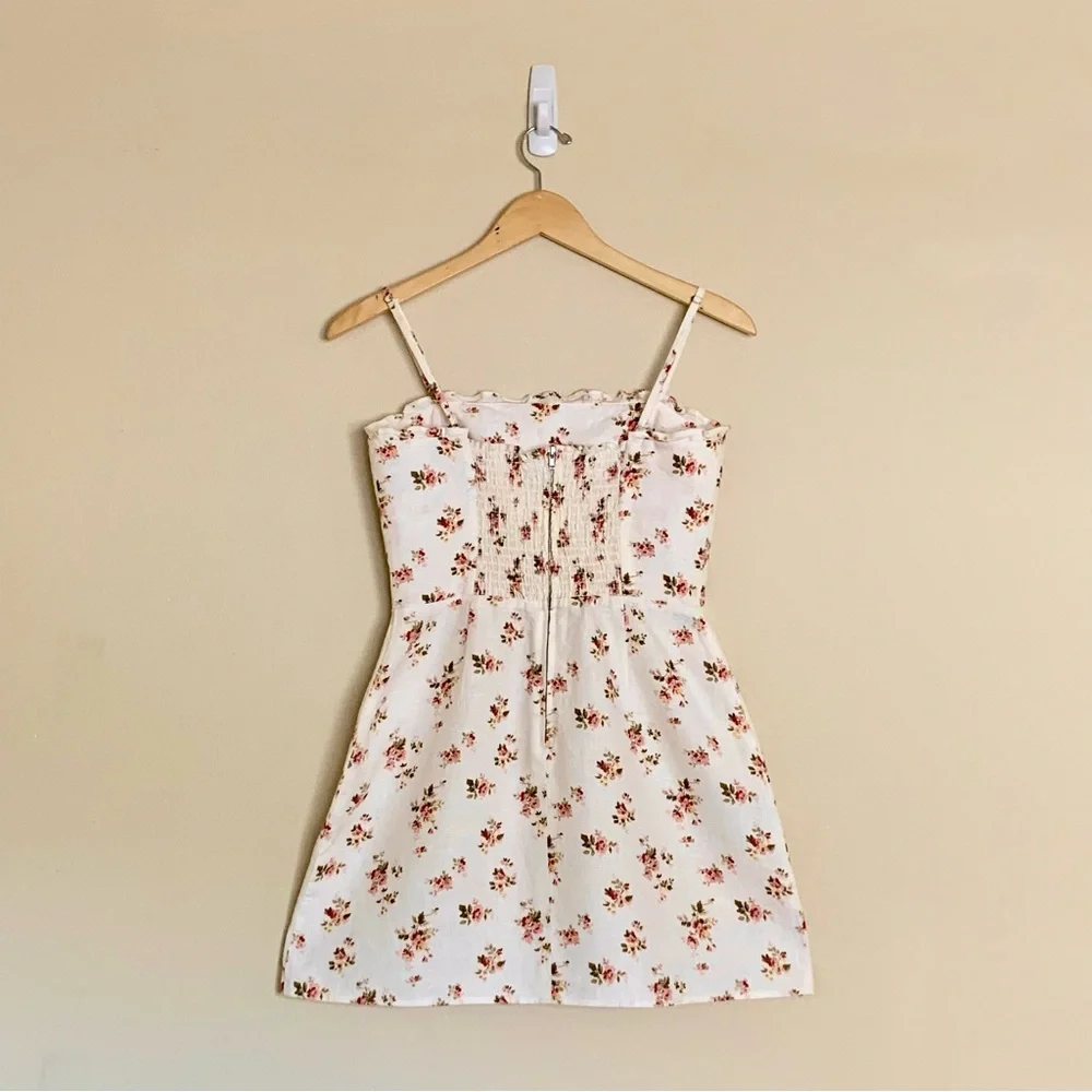 Reformation | Ava Ruffle Linen Mini Dress - Picture 3 of 15